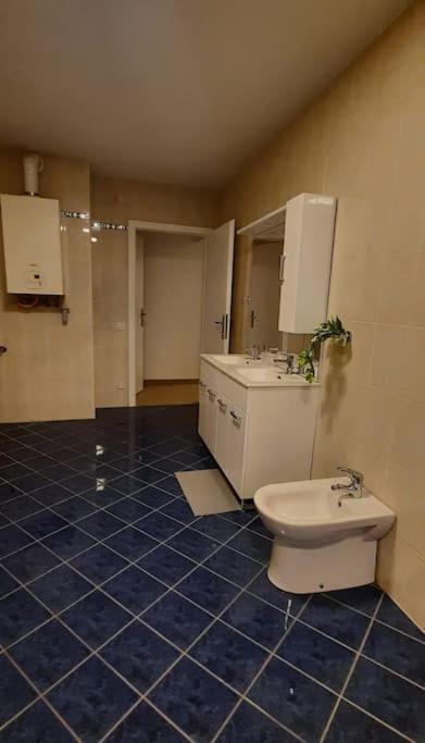 Einzigartiges Apartment Inkl. Gratis Parkplatz ウィーン エクステリア 写真